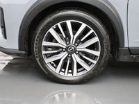 The Nissan Kicks delivers bold styling, excellent fuel efficiency, and smart technology in a compact... (image 4)