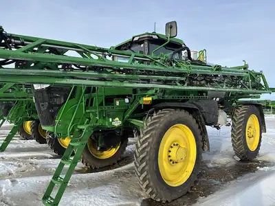 Welcome to Horizon Ag & Turf Location: Horizon Ag & Turf Lloydminster 2025 John Deere 616R Self Prop...
