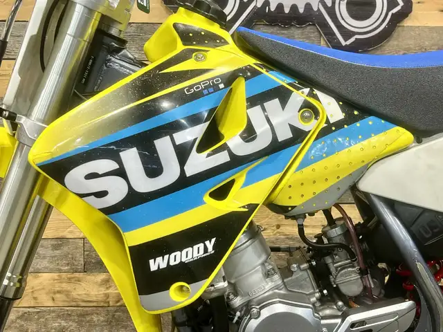 2021 Suzuki RM 85 + 14''&17'' WHEELS + 2 STROKES + YOUTH-KIDS MX in Dirt Bikes & Motocross in Ottawa - Image 11