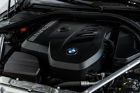*English below* *Français:* Ce superbe BMW 430i xDrive Coupé 2025, affichant un bas kilométrage de 3... (image 8)