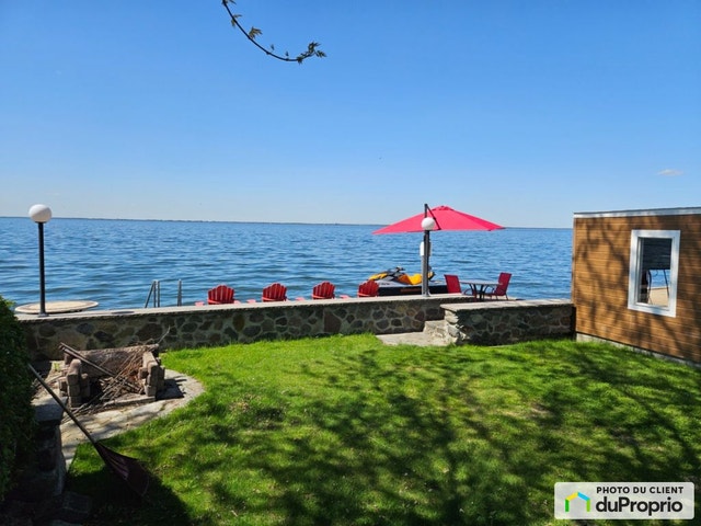 $925,000 - Bi-Level for sale in Ste-Barbe — photo 1