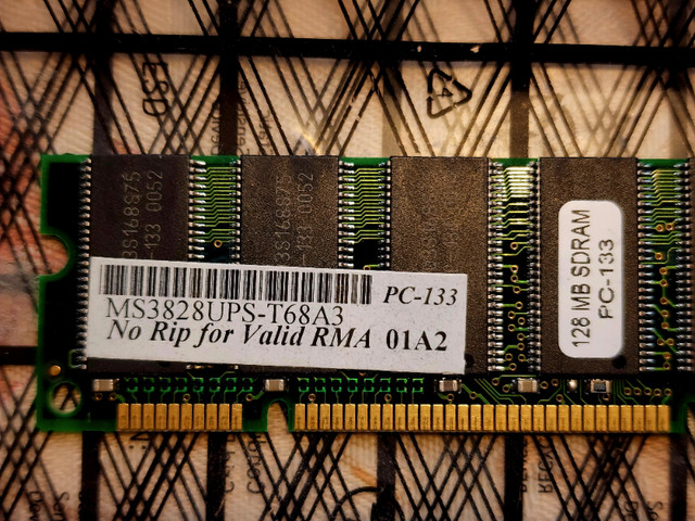 128 MB RAM PC-133 168Pin PL3, 3.3V PQI / MS3828UPS-T68A3 in Flash Memory & USB Sticks in Ottawa