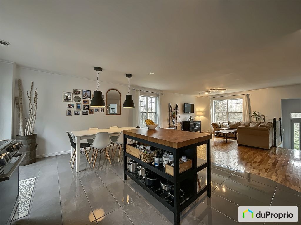 $590,000 - Bungalow for sale in St-Sauveur — photo 3
