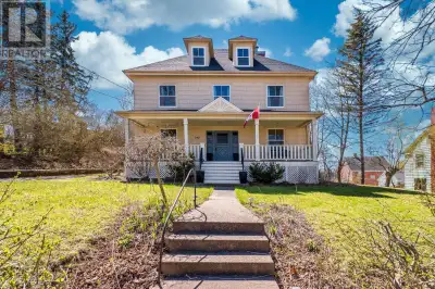 Welcome to 542 King Street in Windsor. Historical beauty and grandeur meets modern efficiency and co...
