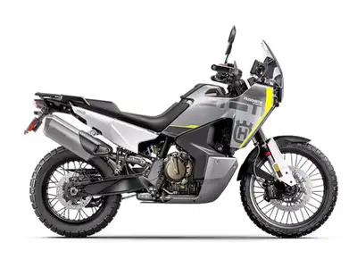Price does not include $1495 - Freight, PDI and Doc Fee. Please call the Kelowna location for more i...