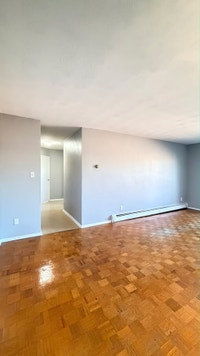 Large 2 Bedroom Unit is available immediately on top floor. All utilities are Inclusive. It will be... (image 4)