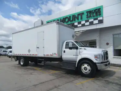 6.7L TURBO DIESEL ENGINE, AUTO TRANS, A/C, AM/FM STEREO WITH BLUETOOTH, BACKUP CAMERA, POWER WINDOWS...