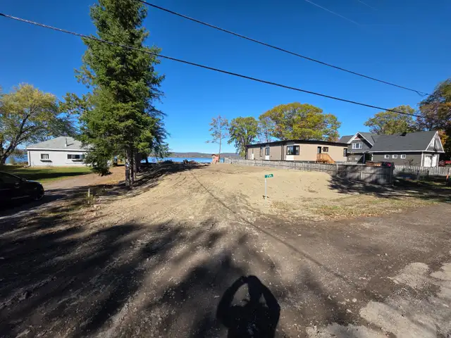 Lot For Sale - Constance Bay Waterfront  - Ready for Development in Land for Sale in Ottawa - Image 4