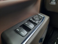 Engine: Duramax 6.6L Turbo-Diesel V8 B20-Diesel compatible L/100Km City: 0.0 L/100Km Hwy: 0.0 Safety... (image 8)