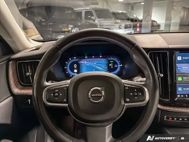 2022 Volvo XC60 Recharge Plug-In Hybrid T8 Inscription in Cars & Trucks in Edmonton - Image 12