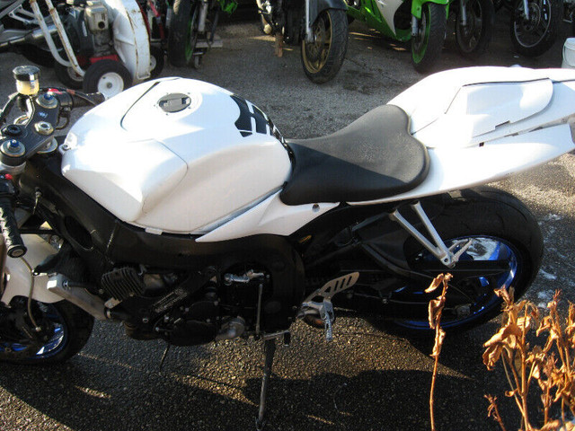 2006 suzuki gsxr -600r parts bike in Other in London - Image 4