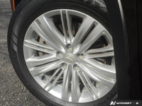 Discover the unparalleled blend of capability and convenience in this 2024 Mitsubishi Outlander SE.... (image 5)