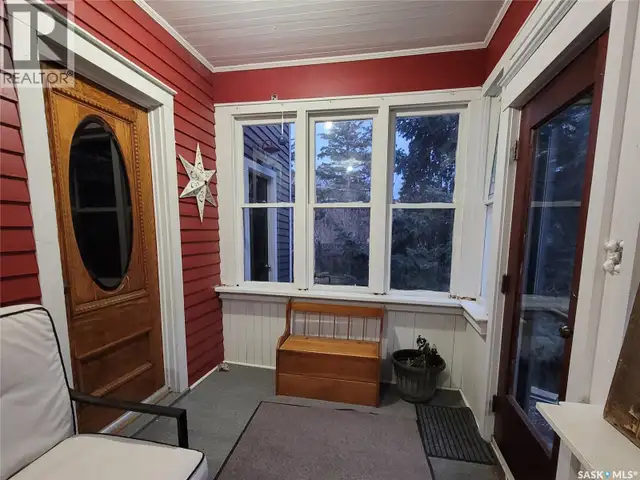 717 Coteau AVENUE Weyburn, Saskatchewan in Houses for Sale in Regina - Image 6