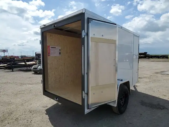 2026 Formula Trailers 5x10ft Enclosed Cargo in Cargo & Utility Trailers in Edmonton - Image 5
