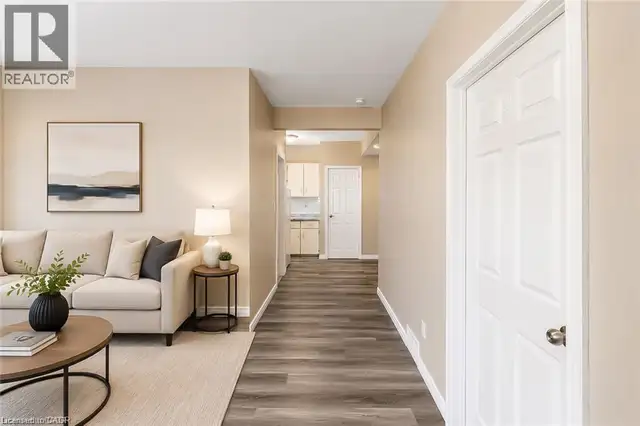 93 LANCASTER Street W Kitchener, Ontario in Houses for Sale in Kitchener / Waterloo - Image 5