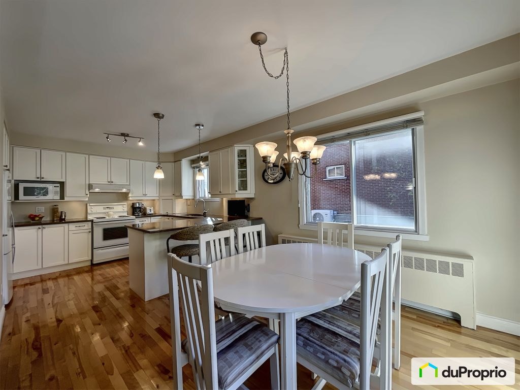 $1,259,000 - Quintuplex for sale in Rosemont / La Petite Patrie — photo 2
