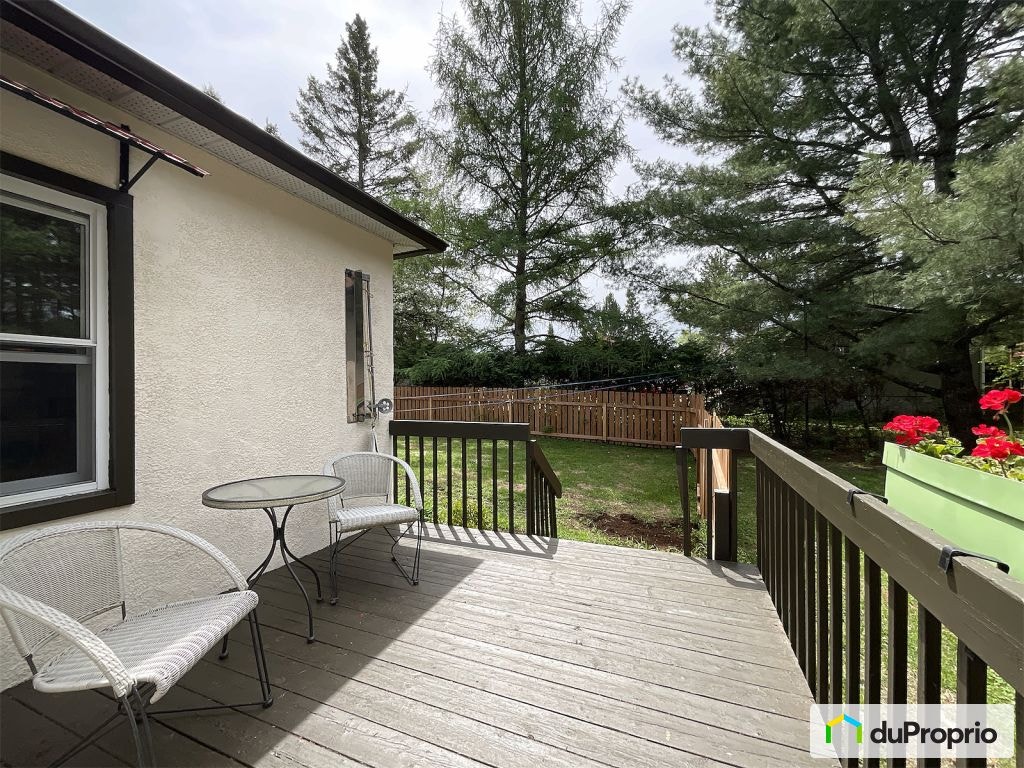 $375,000 - Bungalow for sale in Mont-Tremblant (St-Jovite) — photo 3