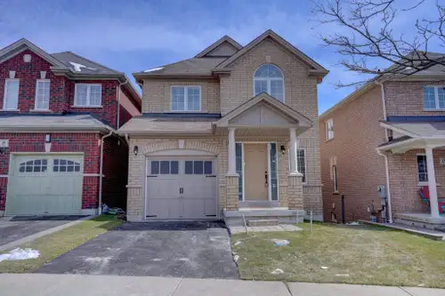 Welcome to this 3Br-3Wr Detached House. $2900/month. ******RENT DISCOUNT AVAILABLE FOR JUNE 1st POSS...
