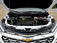 This Chevrolet Equinox delivers a Turbocharged Gas I4 1.5L/ engine powering this Automatic transmiss... (image 8)