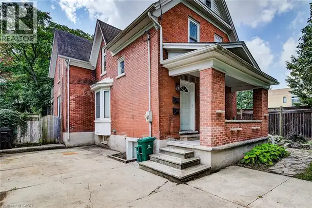 81 WILLOW Street Waterloo, Ontario in Houses for Sale in Kitchener / Waterloo - Image 7