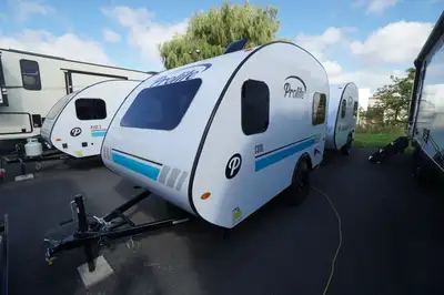 Welcome to Longhaul Trailer Sales Inc Best of the old but registered like new. A Cool at the transit...