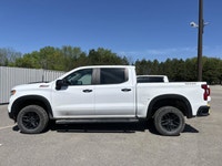// ACCIDENT FREE!! // Built for hard work and weekend fun, this 2023 Chevrolet Silverado 1500 LT Tra... (image 1)