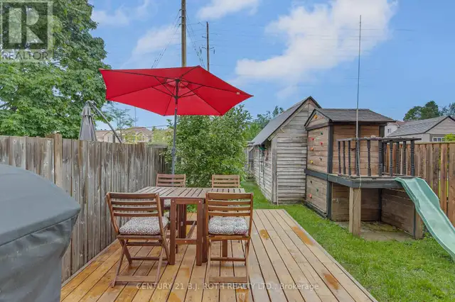 93 HAWTHORNE CRESCENT Barrie (Ardagh), Ontario63006663800963122