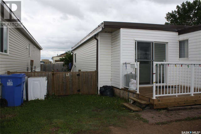 13 106 1st AVENUE SW Weyburn, Saskatchewan in Houses for Sale in Regina - Image 2