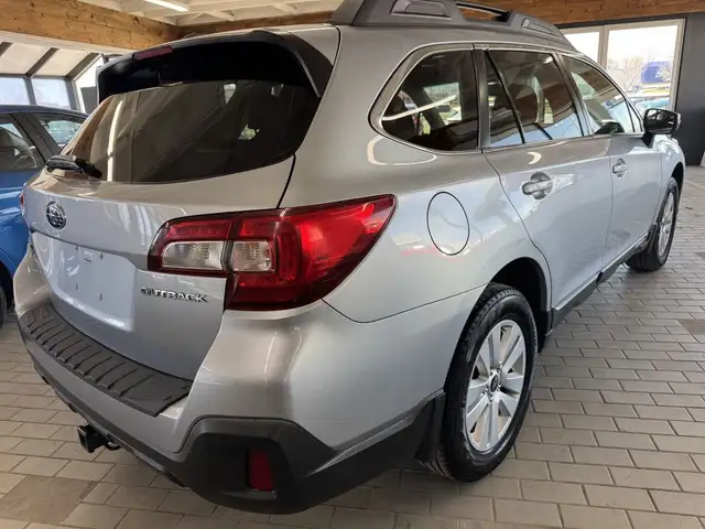 2018 Subaru Outback 2.5i Touring in Cars & Trucks in Longueuil / South Shore - Image 5
