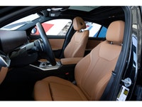 Sunroof, Heated Seats, Apple CarPlay, Navigation, Blind Spot Detection, Lane Departure Warning, Forw... (image 8)
