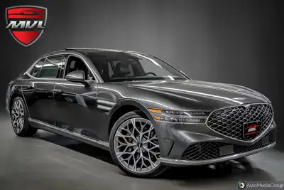 FACTORY OPTIONS BELOW: Makalu Grey Exterior Obsidian Black Interior Vehicle Description:A modern fla...