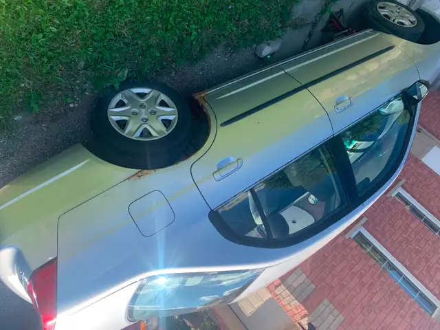 Old Cars or for parts in Other in Barrie - Image 10