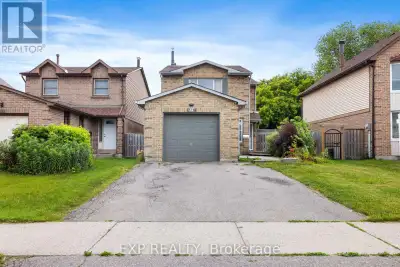 This well-maintained Timberlea home offers a perfect blend of comfort, functionality, and outdoor en...