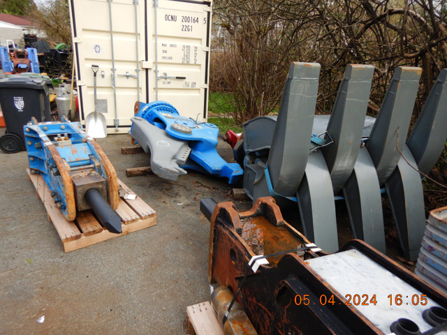 BLOWOUT NEW-AS NEW 200-450 CLASS GRAPPLES-HAMMERS-SHEARS-BUCKETS in Other Business & Industrial in Delta/Surrey/Langley - Image 4