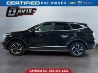 The 2023 Kia Sportage Hybrid EX AWD blends bold modern styling, advanced hybrid efficiency, and conf... (image 7)