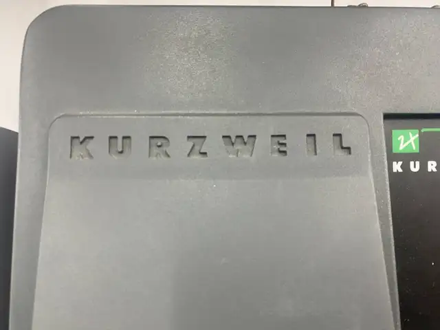 Kurzweil K2VX Electric Keyboard Synthesizer in Pianos & Keyboards in City of Toronto - Image 7