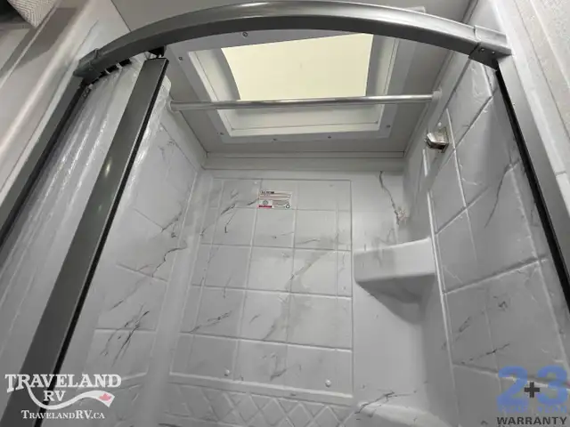 2426 JAYCO MELBOURNE 24L in RVs & Motorhomes in Saskatoon - Image 29