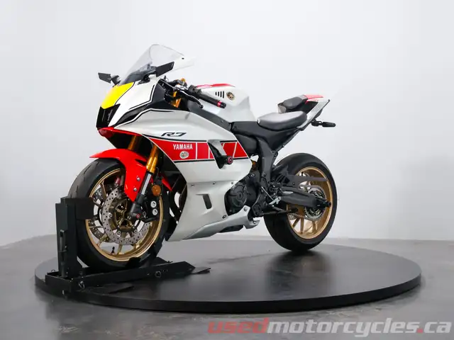 2022 Yamaha YZF R7 in Street, Cruisers & Choppers in Kelowna - Image 8