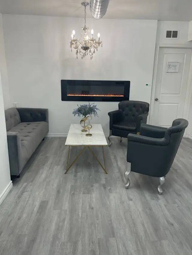 Commercial Space for rent: Great for lashes/spa/wellness service