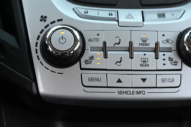 2015 Chevrolet Equinox LTZ AWD * 3.6L V6 * Cuir * Tout Ouvrant   in Cars & Trucks in City of Montréal - Image 26