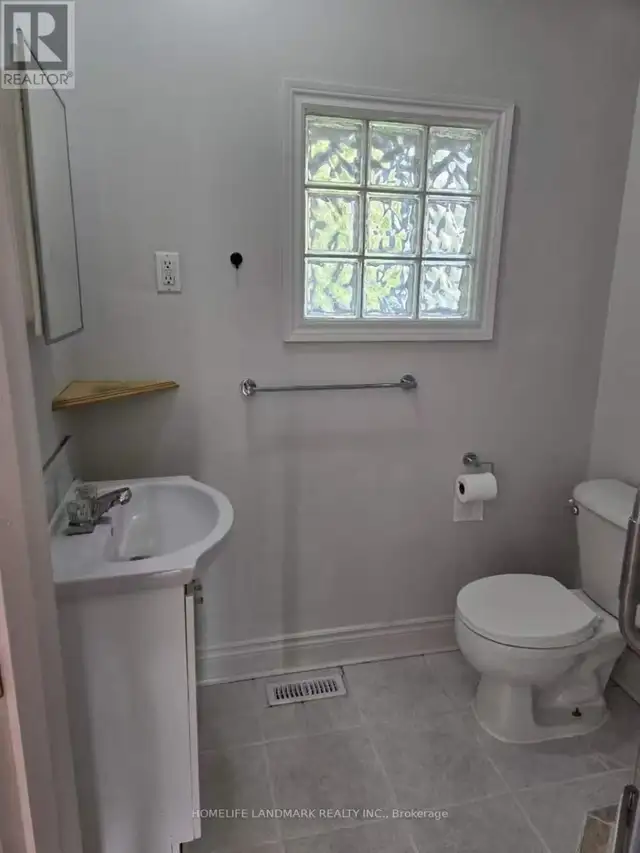 9A METRO ROAD S Georgina (Keswick North), Ontario in Long Term Rentals in Markham / York Region - Image 6