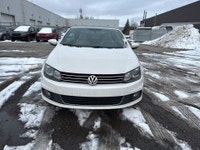 2012 Volkswagen Eos Comfortline Moteur 2.0 litres turbo performant et economique Transmission automa... (image 1)