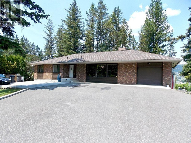 30 COUNTRY CLUB BOULEVARD Williams Lake, British Columbia in Houses for Sale in Williams Lake