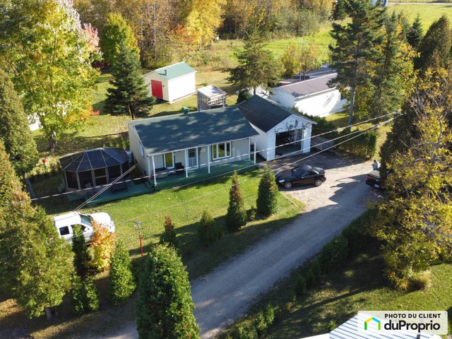 175 000$ - Bungalow à vendre à L'Anse-St-Jean dans Maisons à vendre  à Saguenay - Image 3