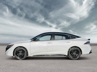 Engine: 2.0 L DOHC 16 Valve 4-cylinder L/100Km City: 8.0 L/100Km Hwy: 6.4 Safety Equipment Electroni... (image 2)
