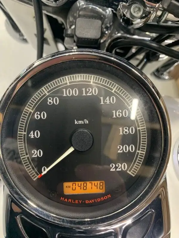 2010 Harley-Davidson Heritage Softail Classic in Street, Cruisers & Choppers in Oshawa / Durham Region - Image 10