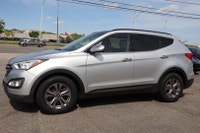 Experience comfort, capability, and reliability with this 2016 Hyundai Santa Fe AWD Luxury. With its... (image 2)