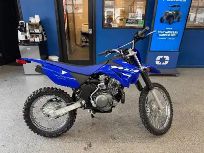 YAMAHA TT-R125 2026 PDSF : 4699.0$ Transport et préparation : 800.0$ Supplément logistique : 0.0$ RA...
