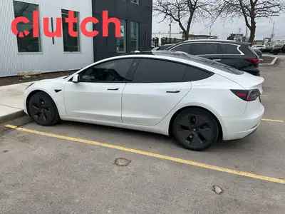 NO ACCIDENTS / CLEAN CARFAX / 1 OWNER / Power Tailgate/Hatch, Auto Dimming Rearview Mirror, Front He...