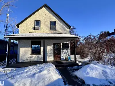 Charming character home nestled on the south side of Vegreville! This inviting property exudes warmt...